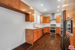 741 Chautauqua Blvd - Photo 2 of 8