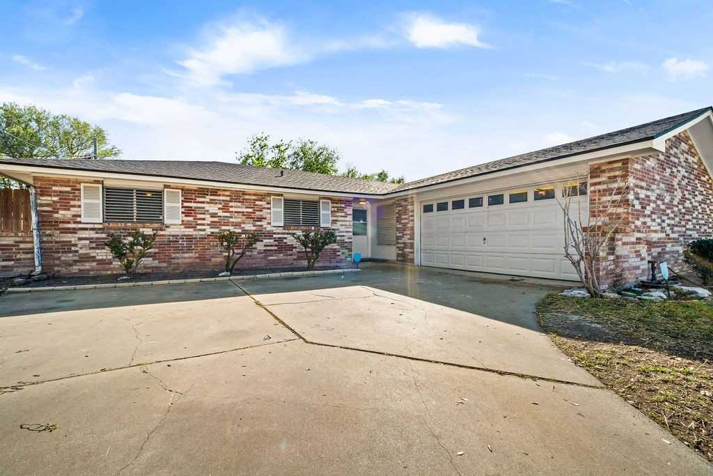 3925 Tripoli Dr #1 - Photo 2 of 2