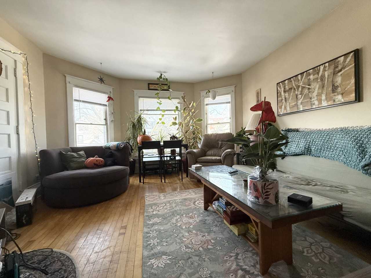 711 S Dickinson St #2 - Photo 4 of 14