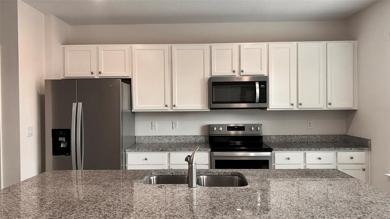 11032 Great Rock St - Photo 7 of 27