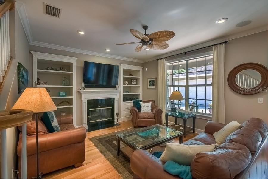 3408 W Bay Villa Ave - Photo 6 of 24