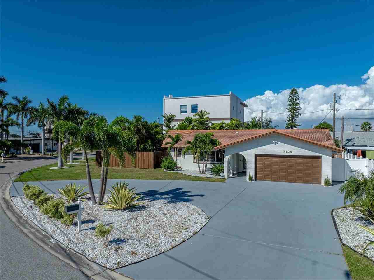 7125 S Shore Dr S - Photo 2 of 50