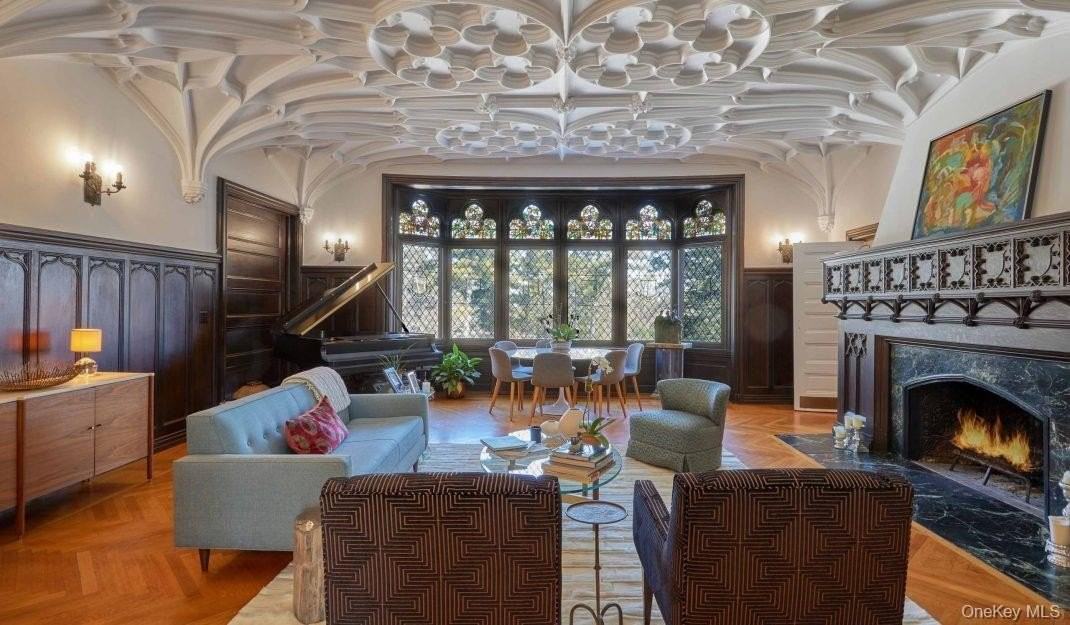 61 Crows Nest Rd #6 - Photo 4 of 14