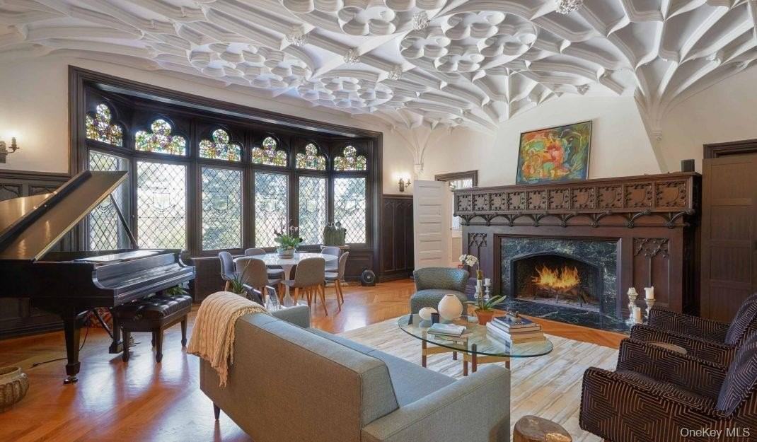 61 Crows Nest Rd #6 - Photo 5 of 14