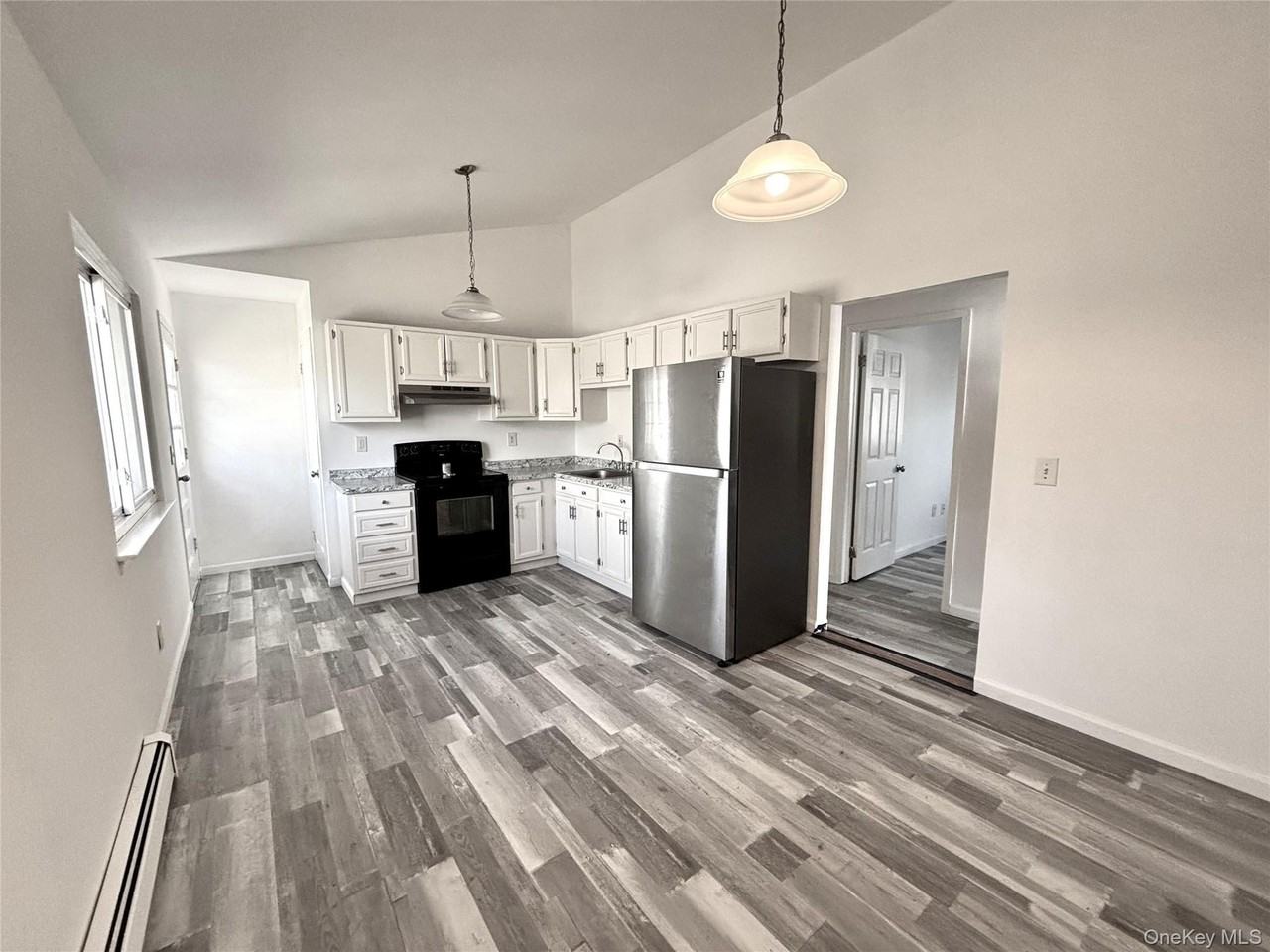 78 Carlton Ave - Photo 4 of 19