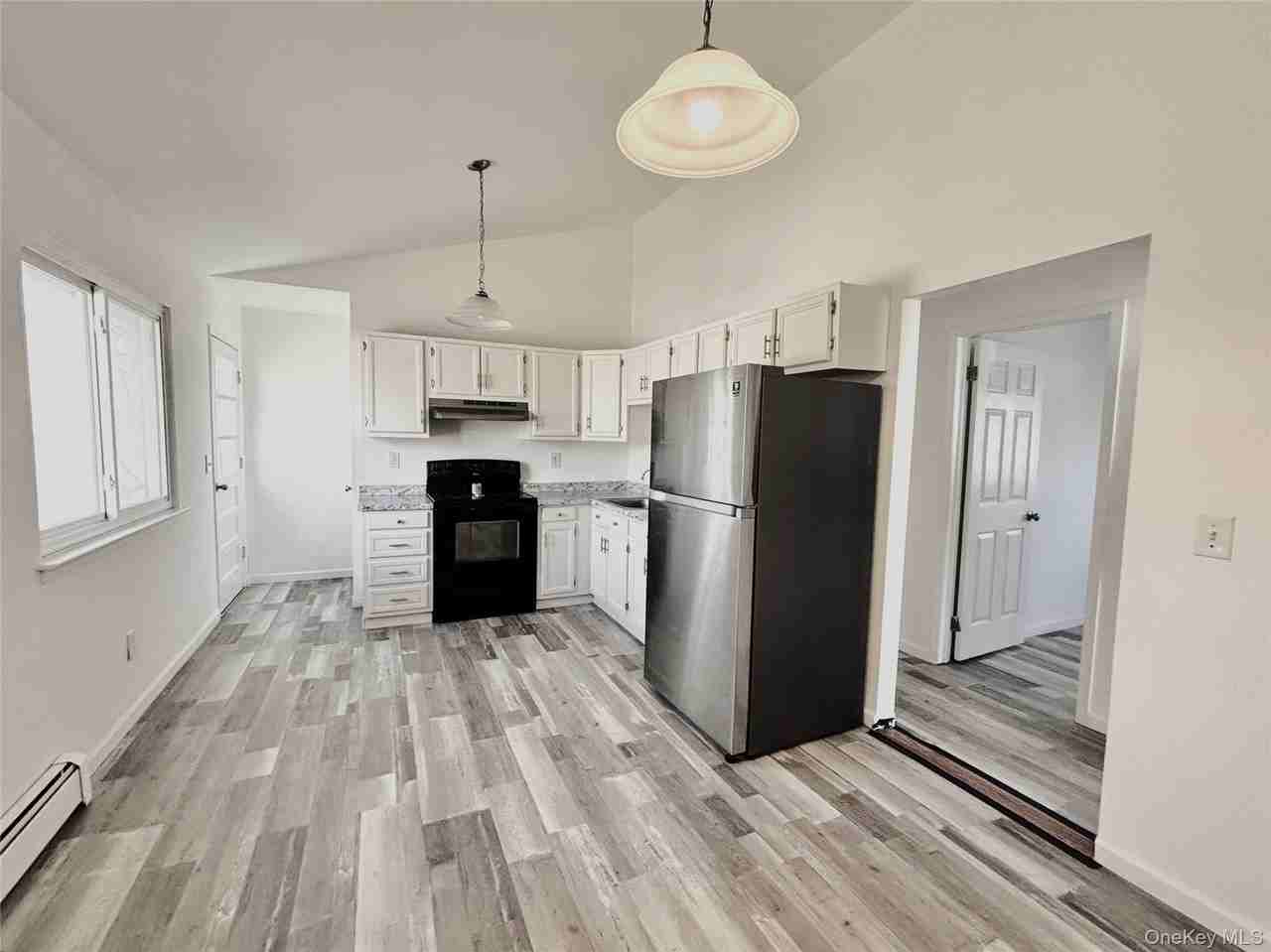 78 Carlton Ave - Photo 5 of 19