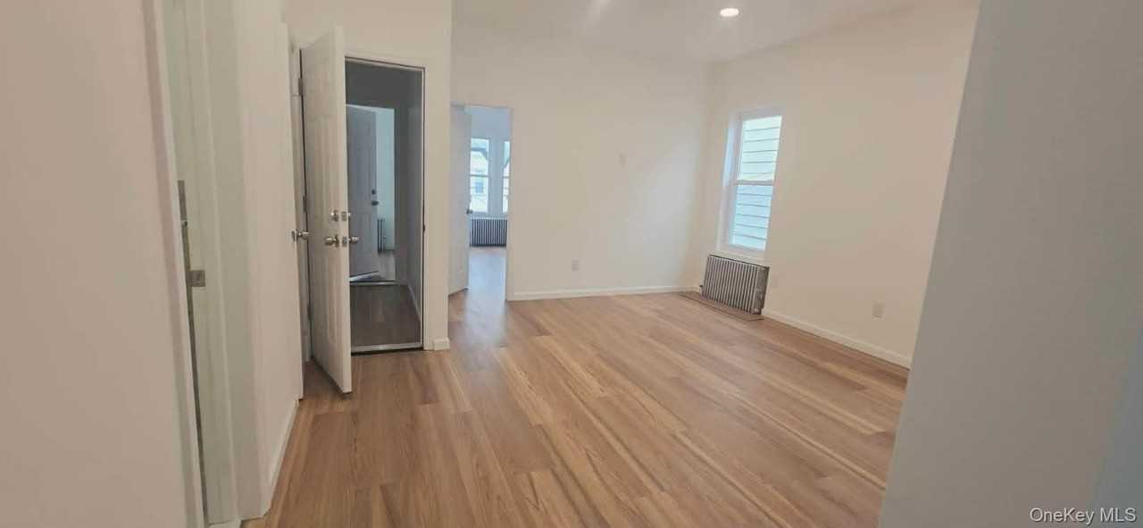 7829 68th Ave - Photo 2 of 13