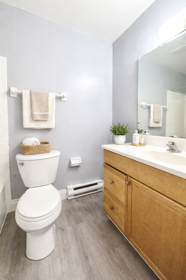 501 E Walnut St #3 - Photo 6 of 7