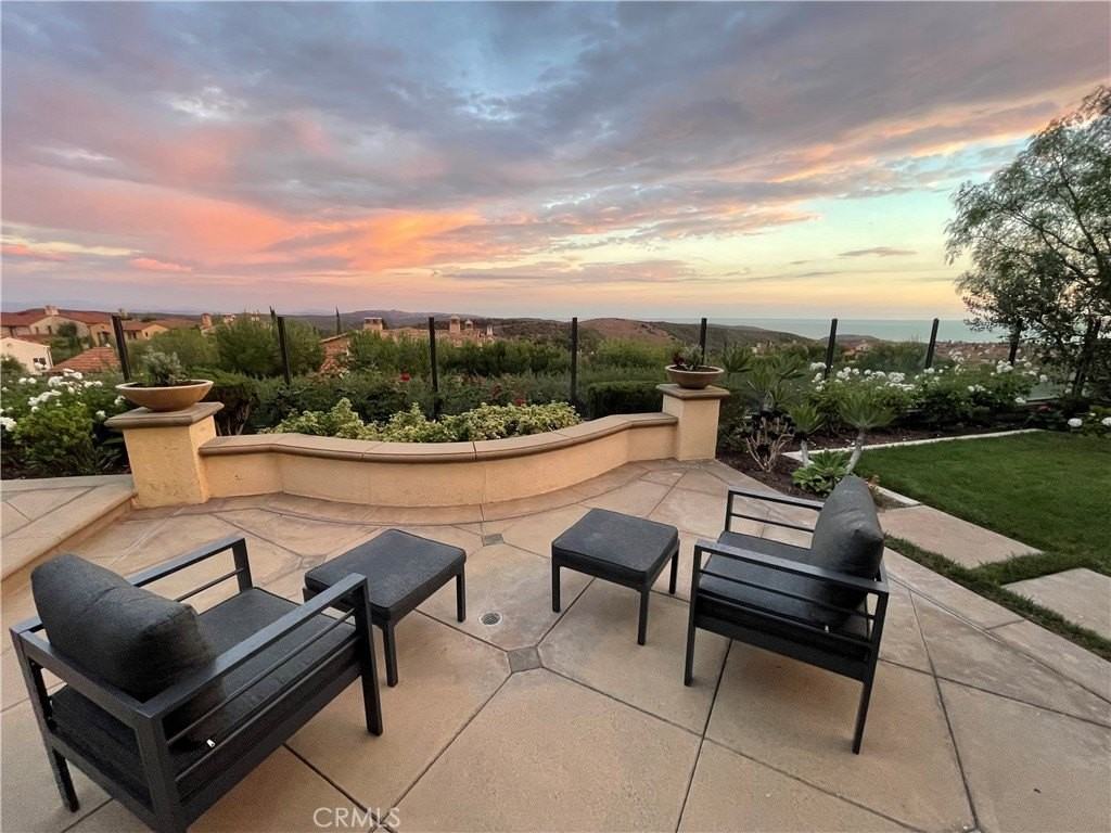 4 Highpoint - Photo 4 of 33