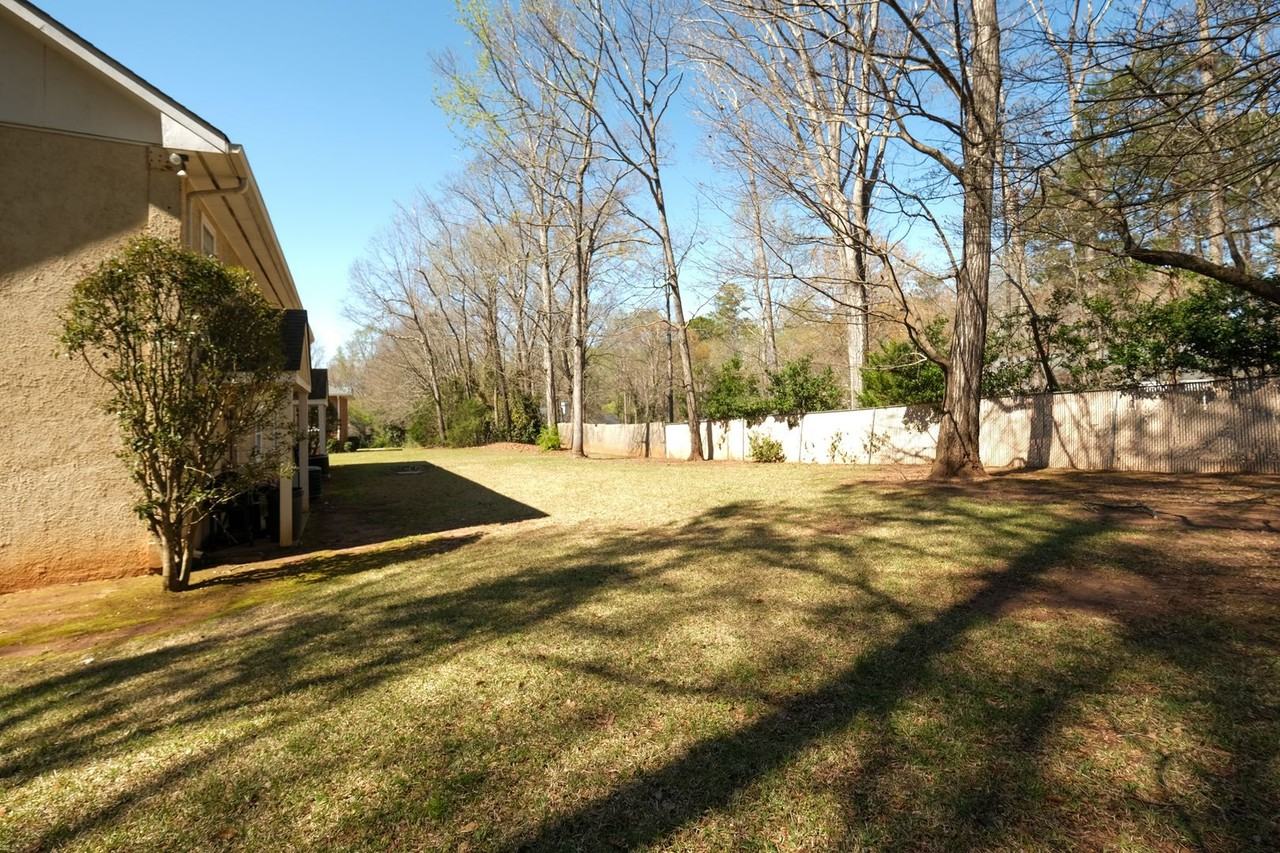 1535 Cedar Shoals Dr #A - Photo 2 of 4