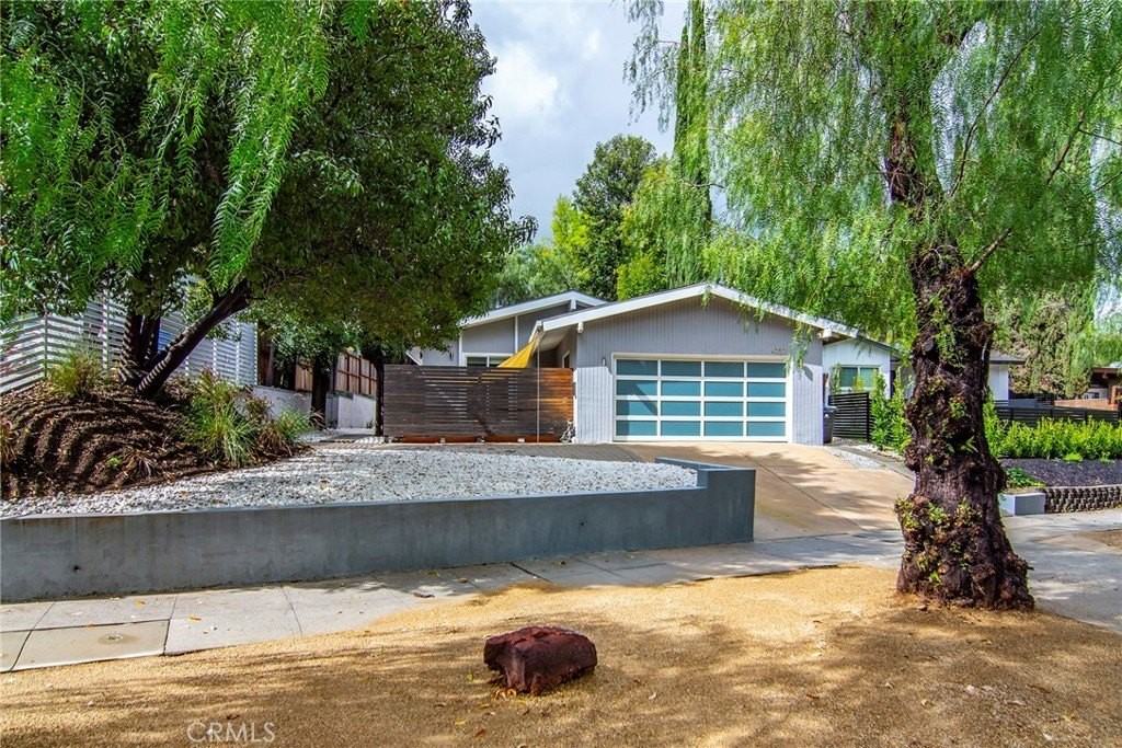 4737 Topanga Canyon Blvd - Photo 2 of 30