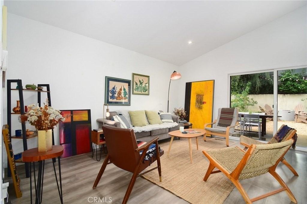 4737 Topanga Canyon Blvd - Photo 7 of 30