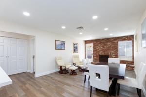 featured image of Desmond Ave