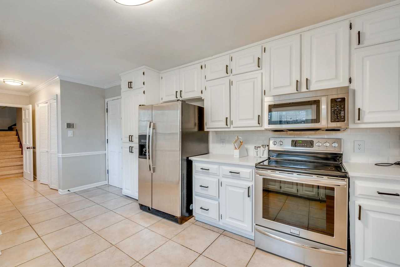 Breconridge Dr Sw - Photo 5 of 20