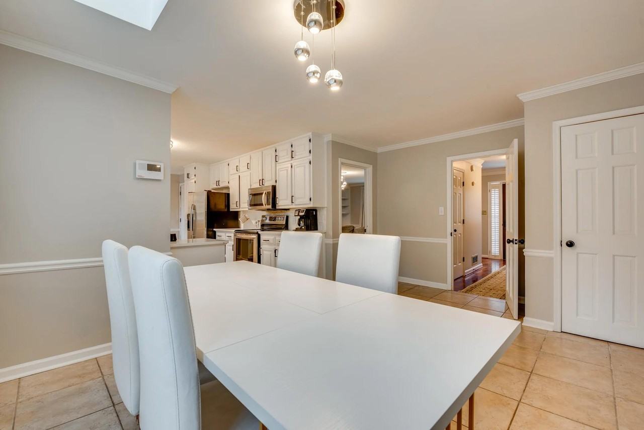 Breconridge Dr Sw - Photo 6 of 20