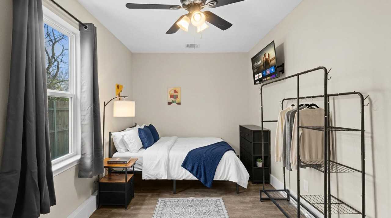 Bellemead Dr - Photo 5 of 8