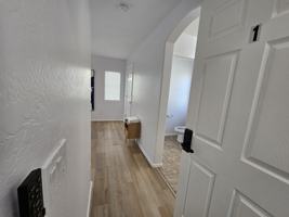 featured image of E Laurel Ave