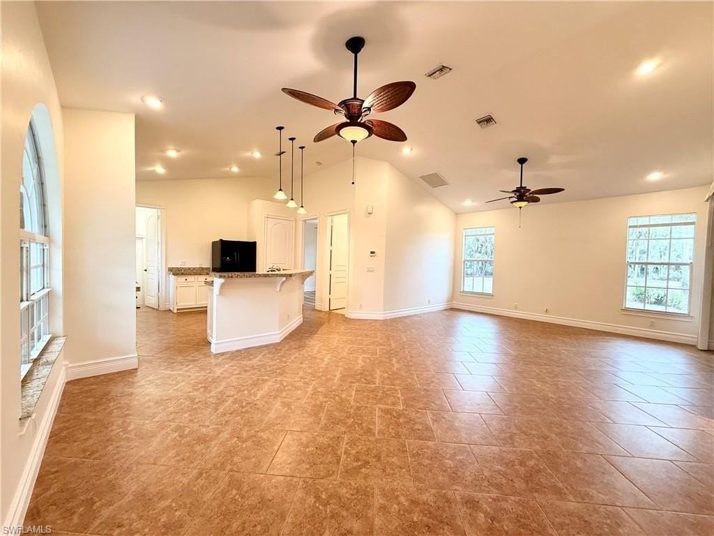 4125 13th Ave Sw - Photo 6 of 16