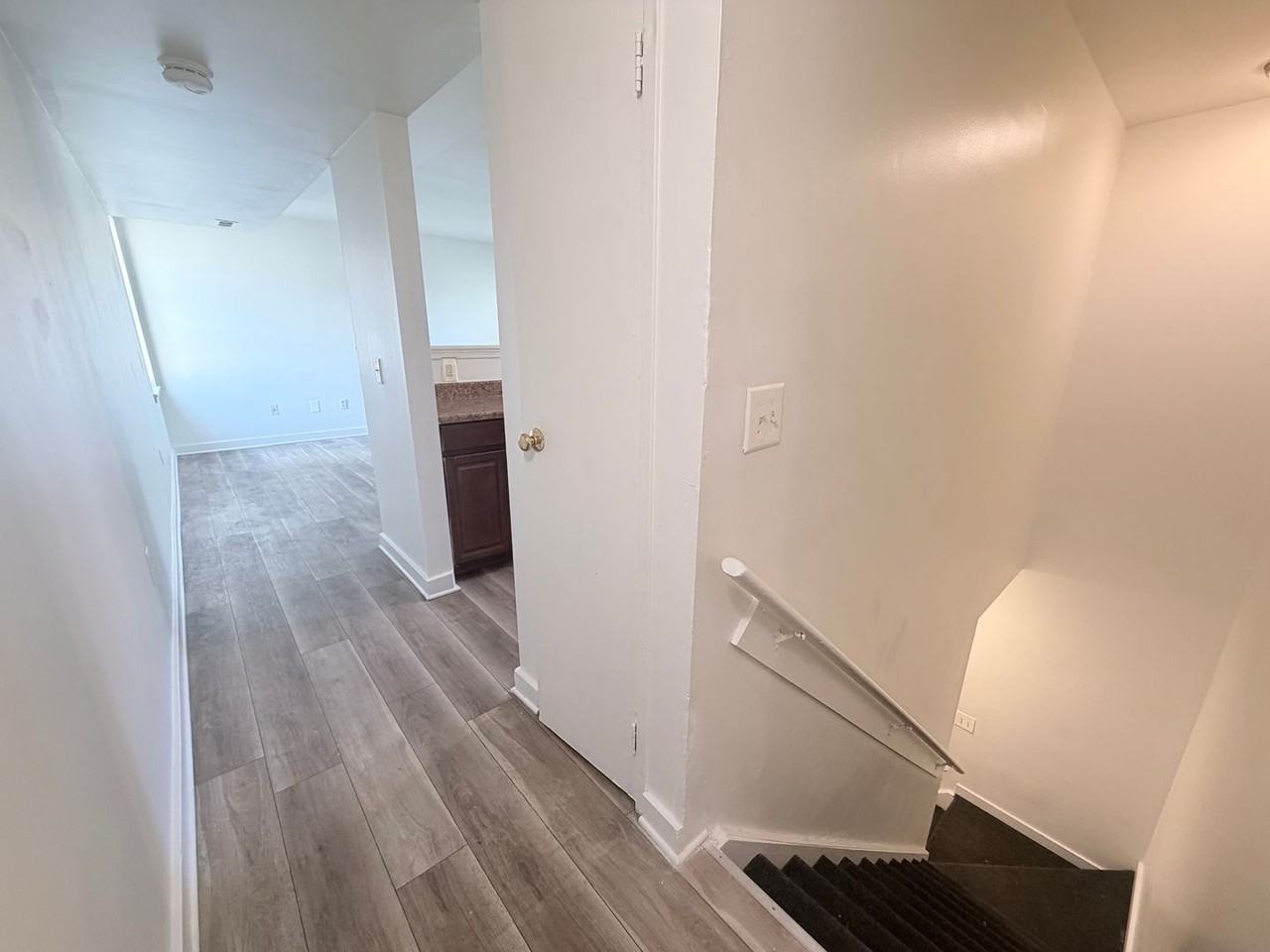 831-67 N 41st St - Photo 3 of 27