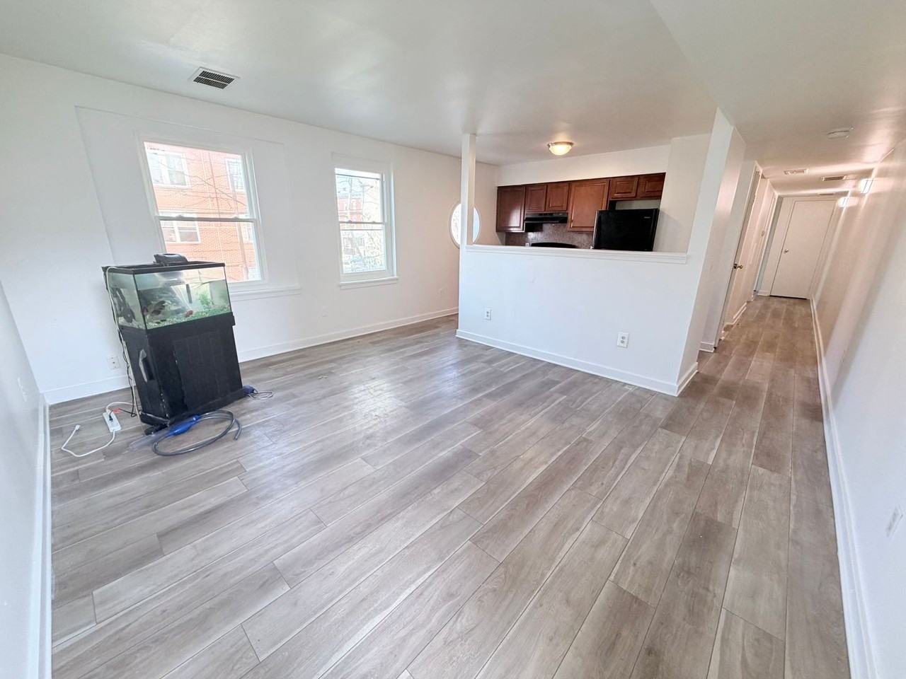 831-67 N 41st St - Photo 4 of 27