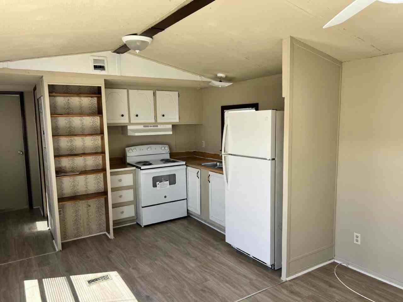 1125 Chicago Bulls St #1125 - Photo 5 of 5