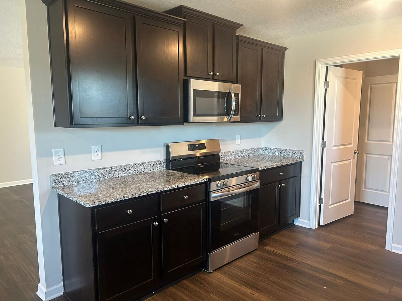 6379 Sandy Bottom Dr - Photo 3 of 19