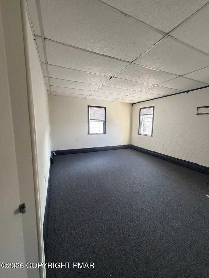 514 North St Unit 2 - Photo 3 of 12