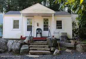 featured image of 3910 Route 447 Apt 2 #Apt 2