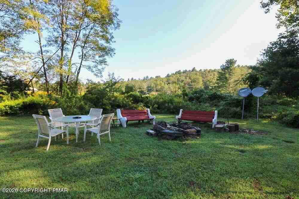 3910 Route 447 Apt 2 - Photo 3 of 10