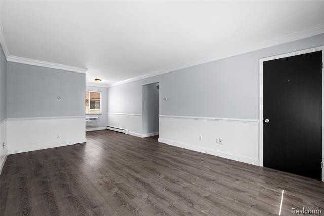 3931 Devon Rd - Photo 3 of 11