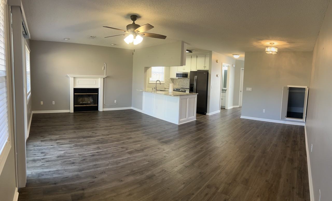 160 Commons Dr - Photo 5 of 22