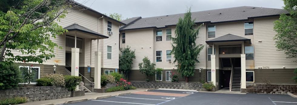 5670 Sw Erickson Ave #9