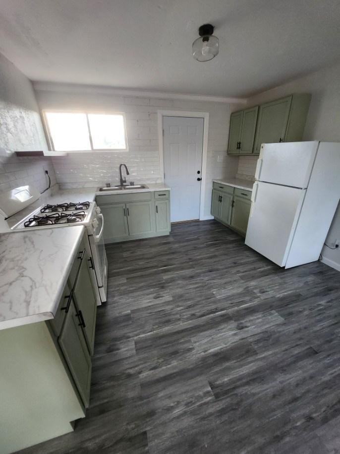 116 N 5th St #2 - Photo 6 of 12