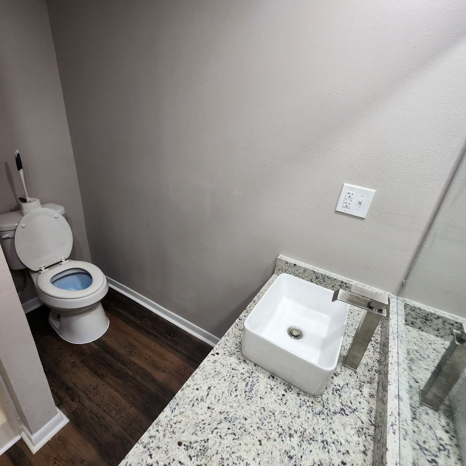 813 Martin St - Photo 7 of 10