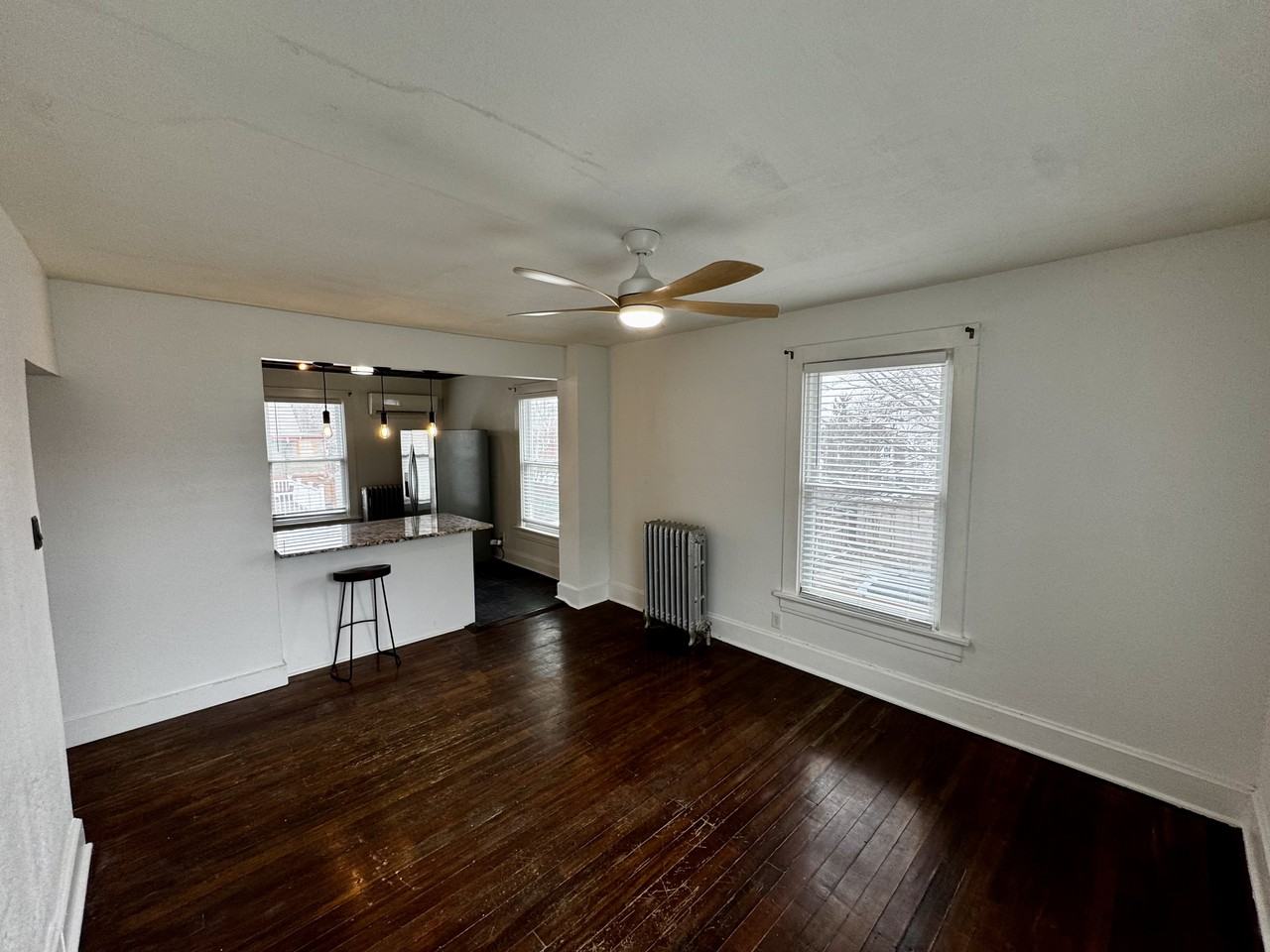 3821 Bell St #2 - Photo 5 of 17