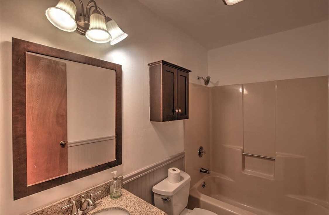 1241 W Scotch Pine Ct - Photo 5 of 34