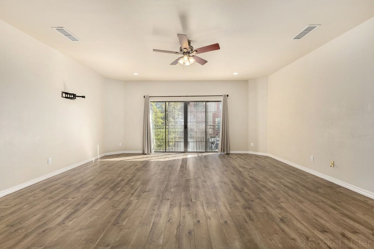 3426 E Avalon Dr - Photo 6 of 42