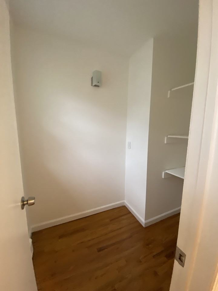 704 Page Ave, Lyndhurst, Nj 07071, Usa, #1 - Photo 3 of 38