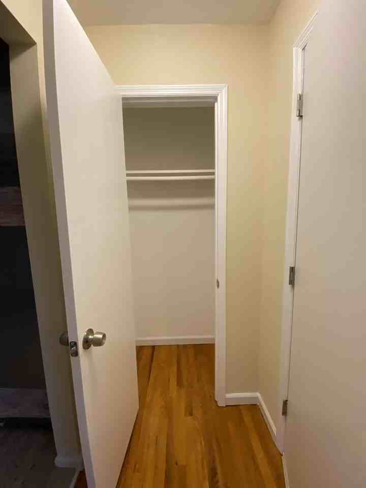 704 Page Ave, Lyndhurst, Nj 07071, Usa, #1 - Photo 5 of 38