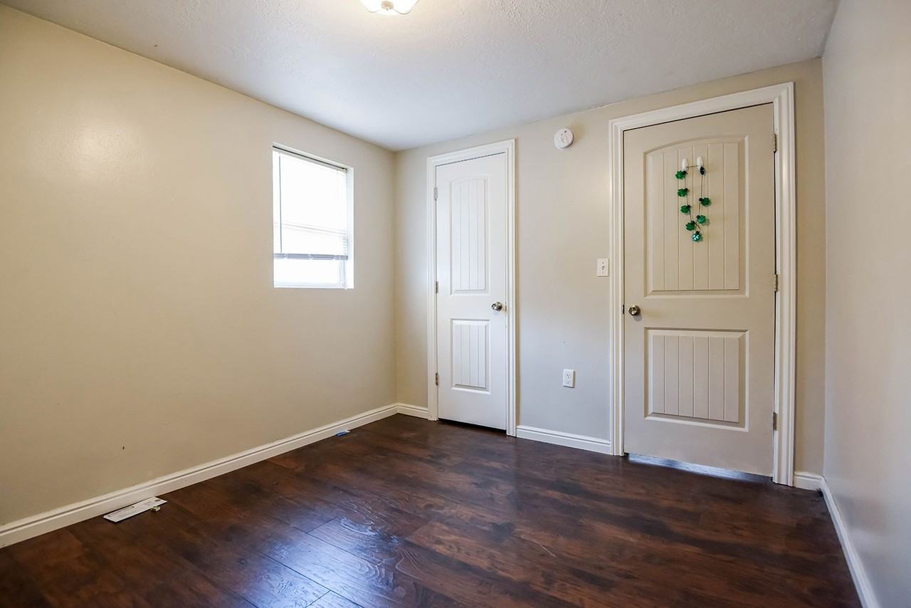 951 Washington St #A3 - Photo 5 of 16