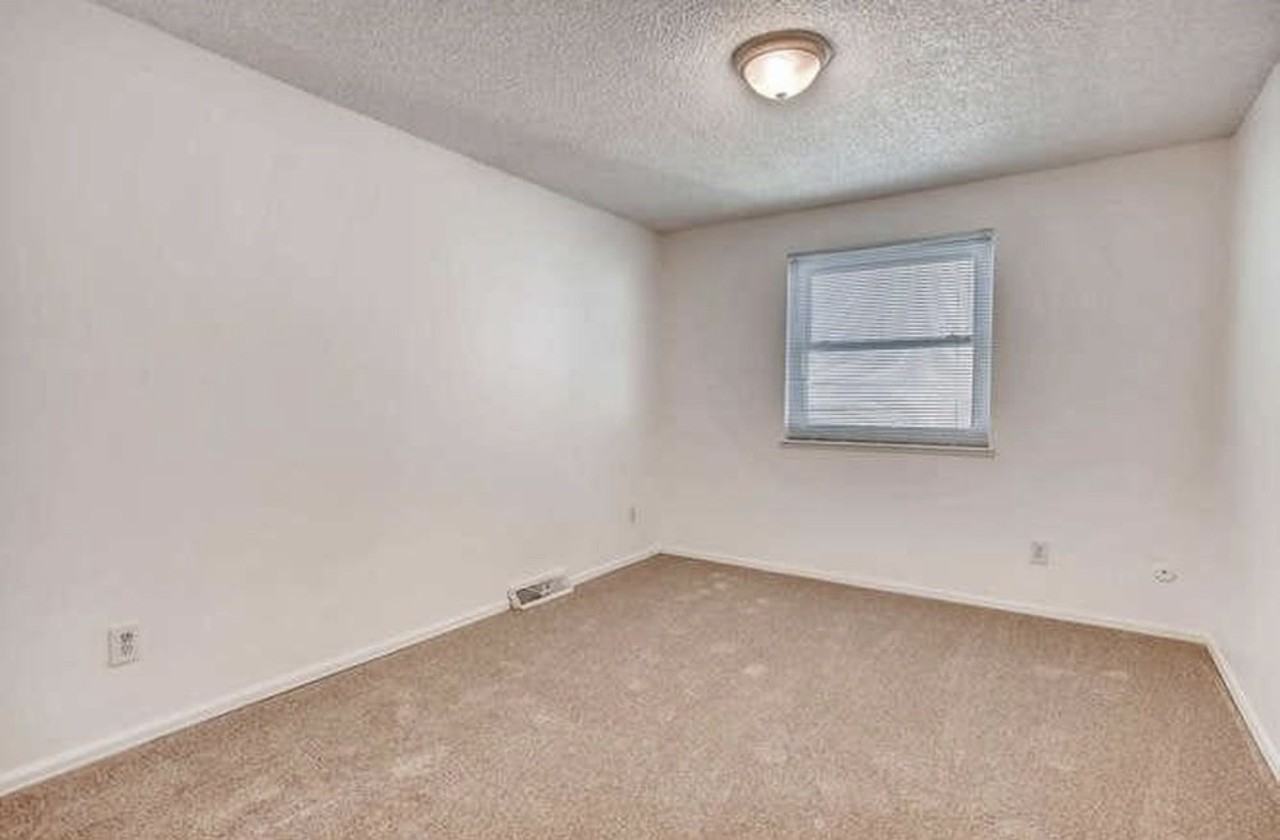 10418 Jellison Way - Photo 6 of 32