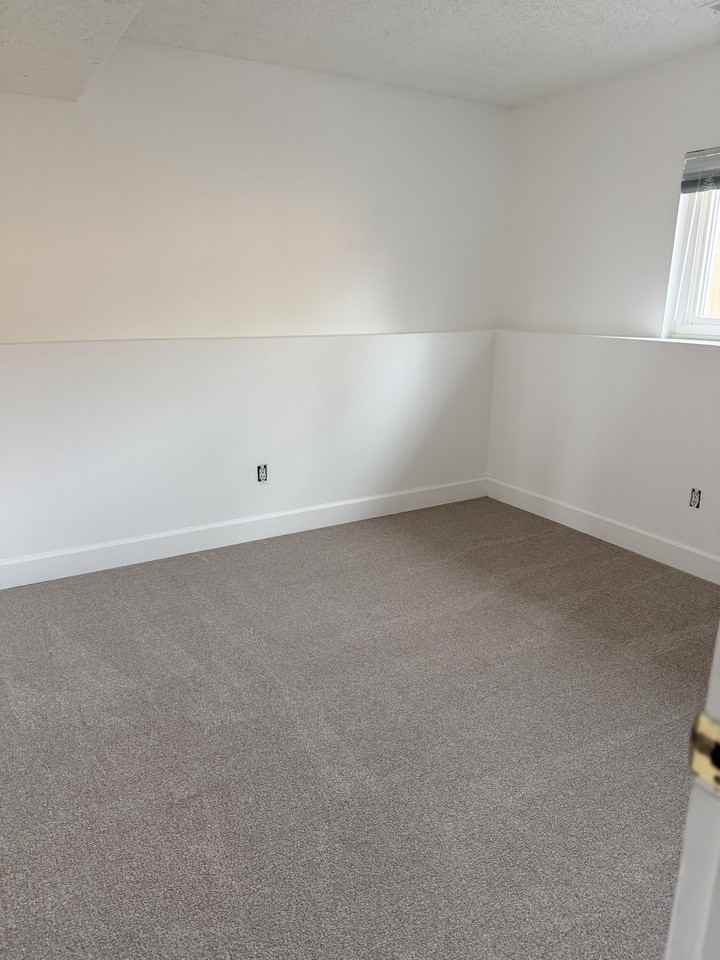 10418 Jellison Way - Photo 7 of 32