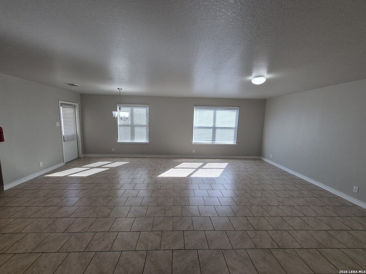 2634 Willow Pond - Photo 2 of 45