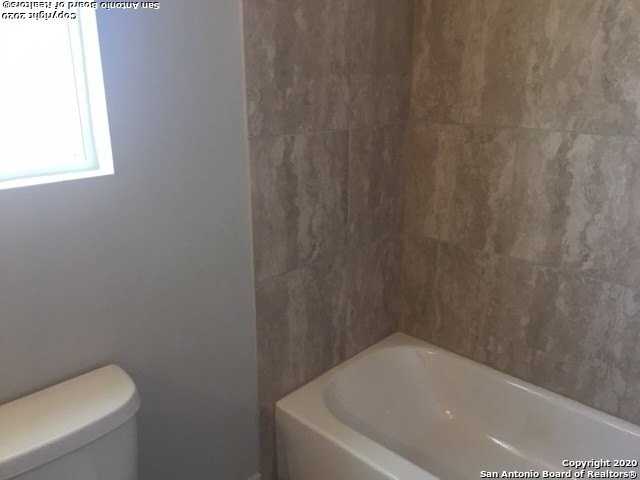 16910 Spirit Brk Unit 2 - Photo 6 of 24