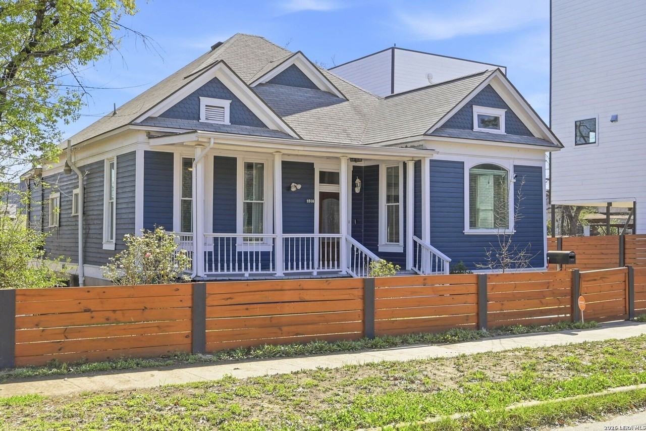 1518 Wyoming St - Photo 2 of 26