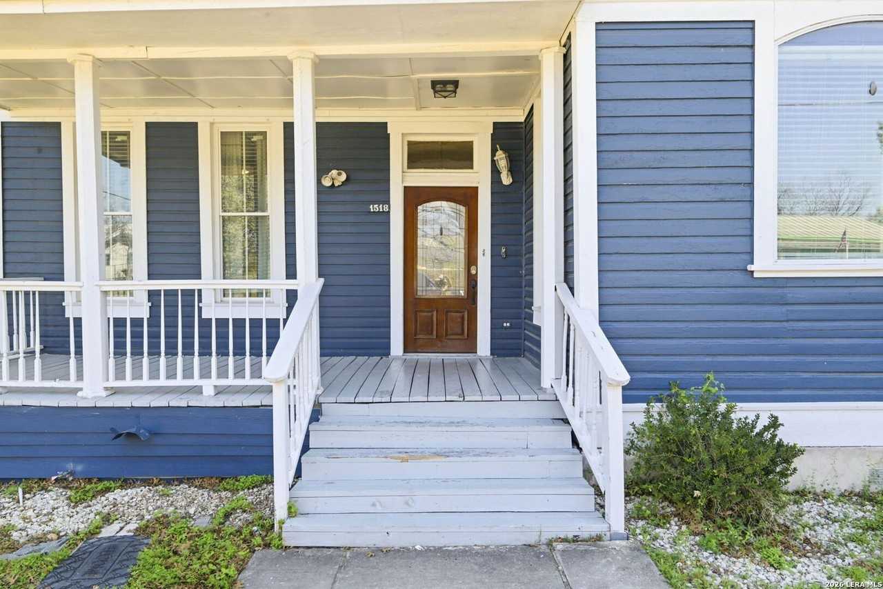 1518 Wyoming St - Photo 3 of 26