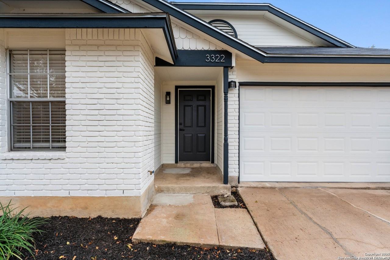 3322 Stoney Mist - Photo 4 of 33