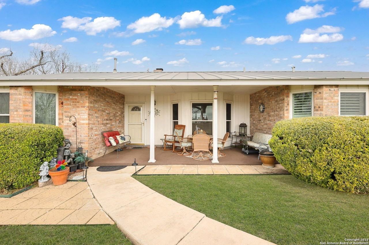 5249 Green Valley Rd - Photo 4 of 26