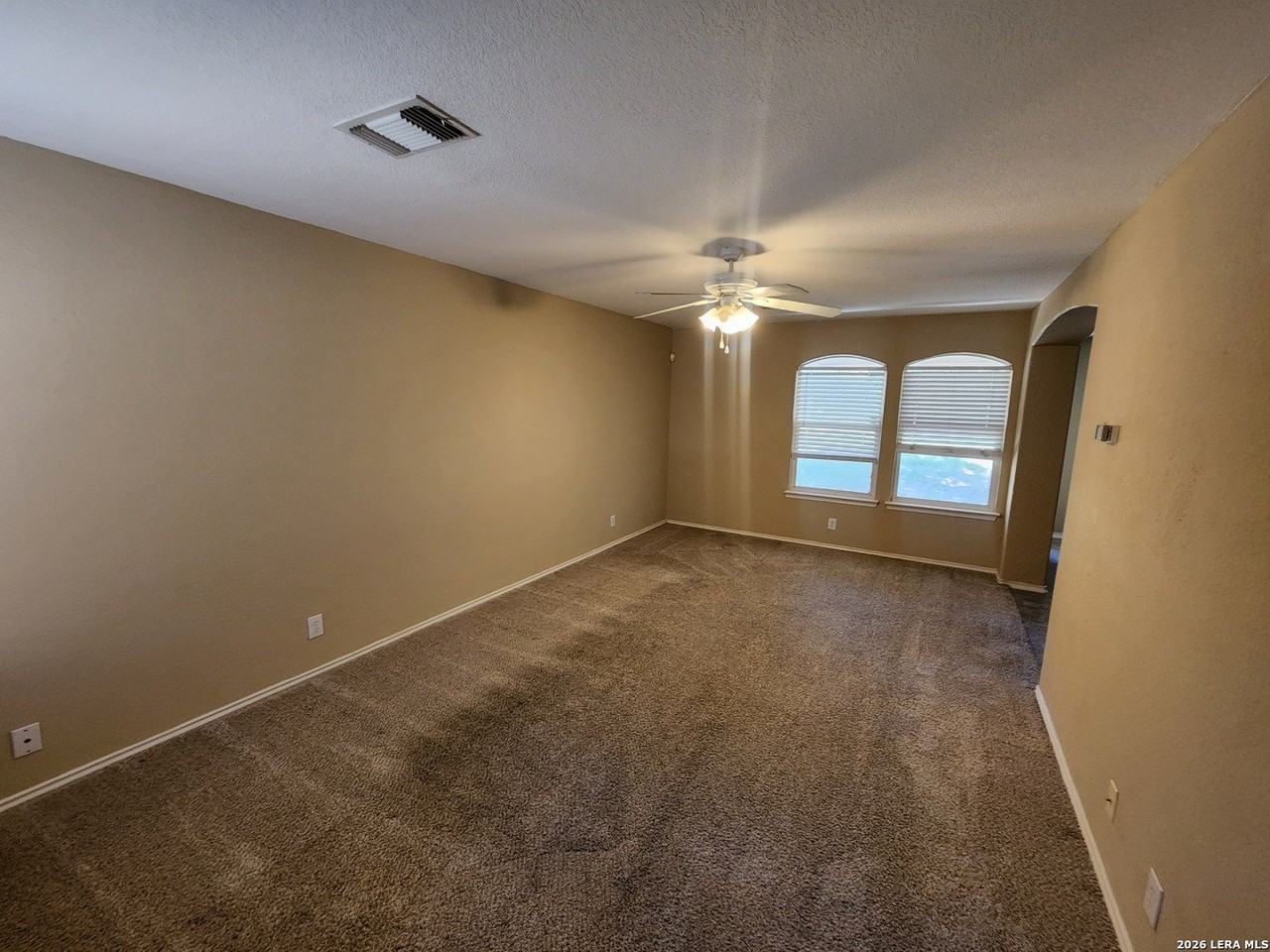 5519 Tomas Cir - Photo 4 of 16