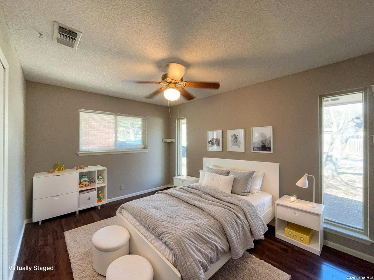 3626 Igo St - Photo 7 of 44